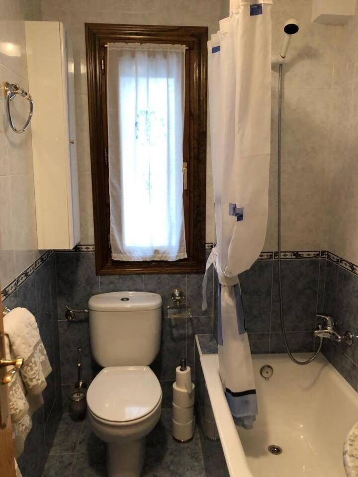 Casa Sendacomodidad Y Descanso Сальєнт-де-Гальєго Екстер'єр фото